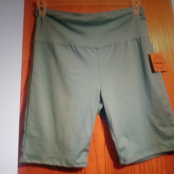 ONE step Womens blue shorts 1x. A-14 - Picture 3 of 3